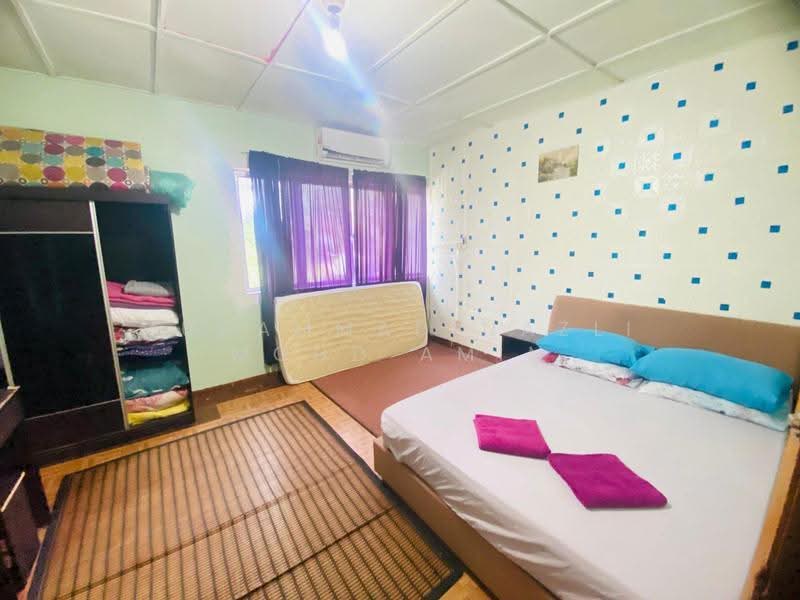 2-storey Terraced House for Sale in Taman Sri Minang (Kajang) - Muhammad Nazli Mohd Amin - Bedroom - PropertyGuru.com.my