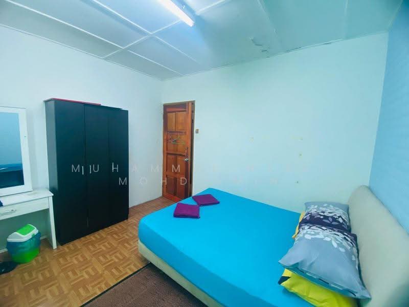 2-storey Terraced House for Sale in Taman Sri Minang (Kajang) - Muhammad Nazli Mohd Amin - Bedroom - PropertyGuru.com.my