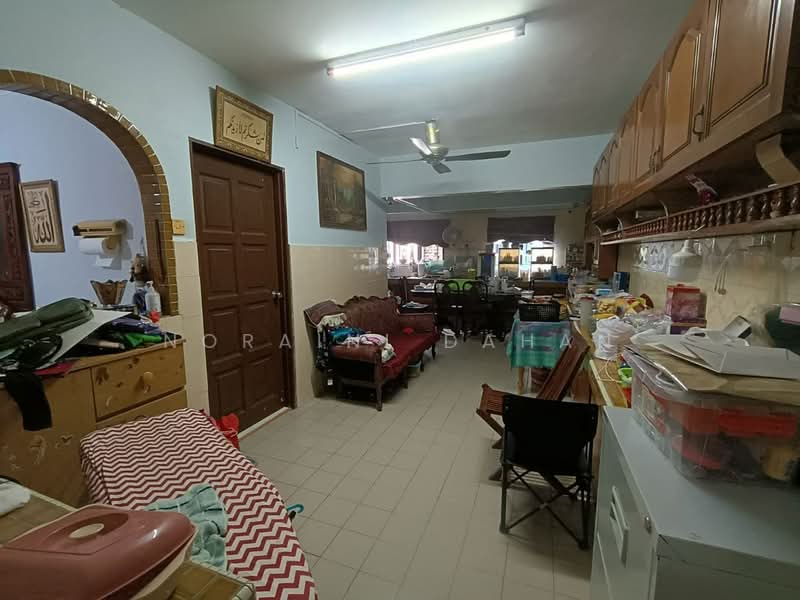 Rumah Teres 2 Tingkat untuk Dijual di Seksyen 4 (Shah Alam) - Noraini Dahan - PropertyGuru.com.my