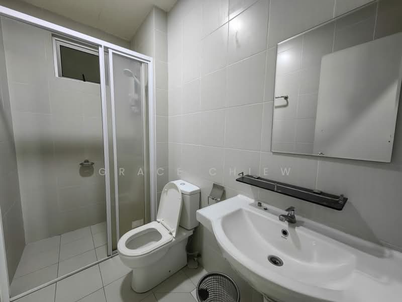 Service Residence for Rent at Meridin Bayvue Serviced Apartment - Grace Chiew - Bathroom - PropertyGuru.com.my