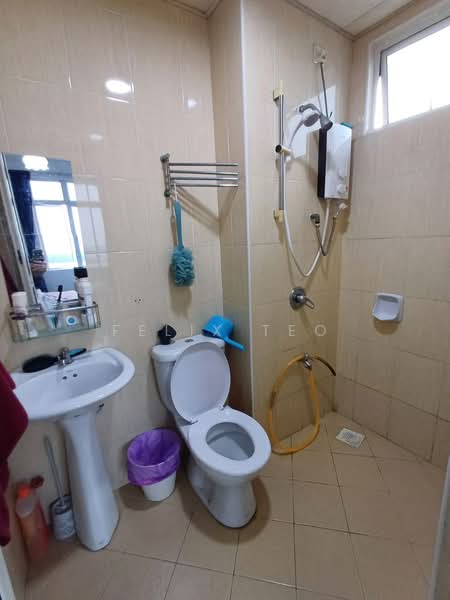 Apartment for Sale at Sri Samudera Apartment (Seaview Residence Suites) - Felix Teo - PropertyGuru.com.my