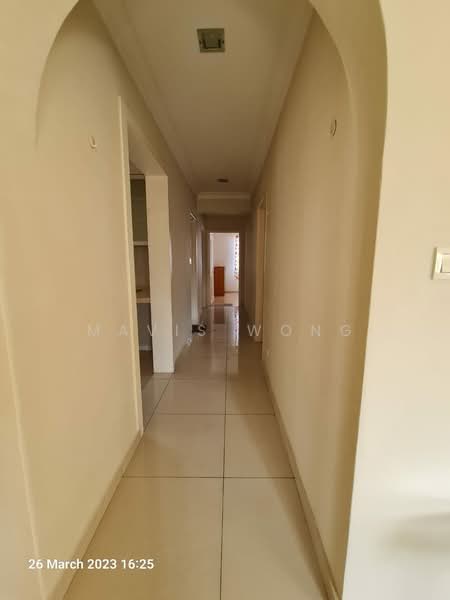 Kondominium untuk Disewa di Vista Tasik - Mavis Wong - Corridor - PropertyGuru.com.my