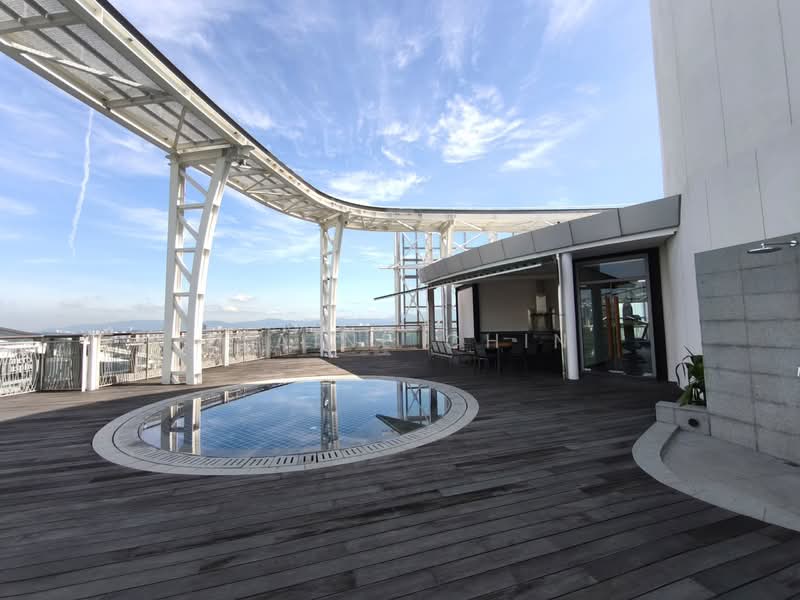 Servis Apartment untuk Disewa di Southpoint Residences - Elaine Chin - Pool - PropertyGuru.com.my