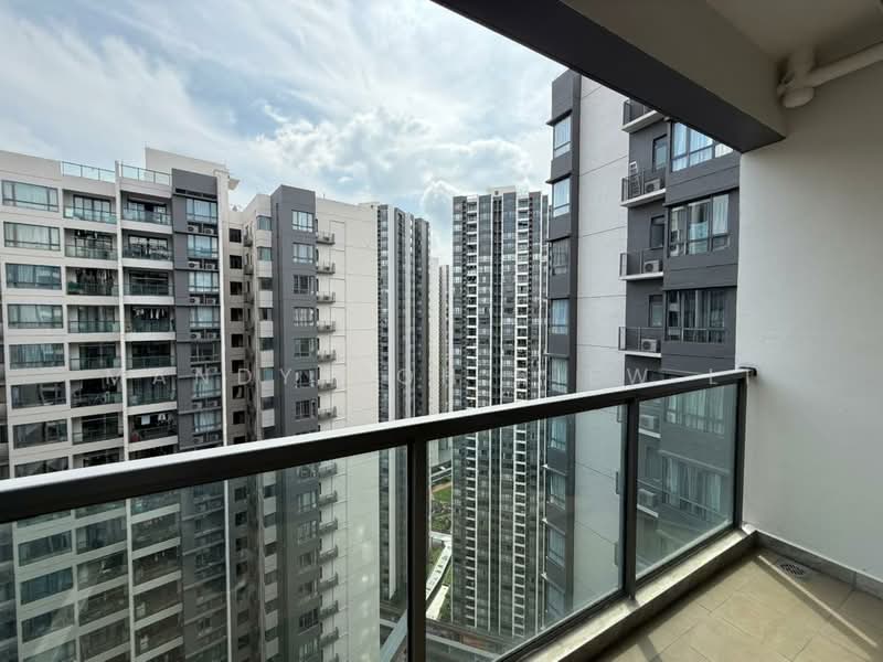 Service Residence for Rent at R&F Princess Cove Phase 1 - Mandy Goh Siew Li - Balcony - PropertyGuru.com.my