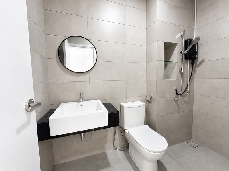 Rumah Teres 2 Tingkat untuk Disewa di Rawang (Selangor) - Visaghan Naidu - Bathroom - PropertyGuru.com.my