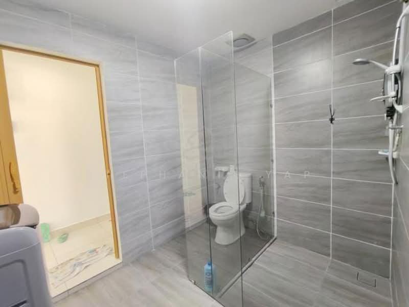 Service Residence for Rent at KSL Residence @ Daya - Stephanie Yap - Bathroom - PropertyGuru.com.my