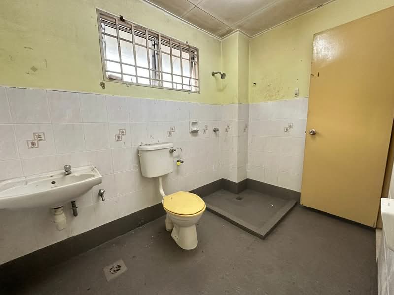 2-storey Terraced House for Sale in Sungai Petani (Kedah) - C.H. Lee - Bathroom - PropertyGuru.com.my