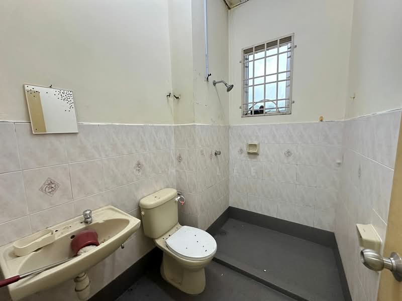 2-storey Terraced House for Sale in Sungai Petani (Kedah) - C.H. Lee - Bathroom - PropertyGuru.com.my