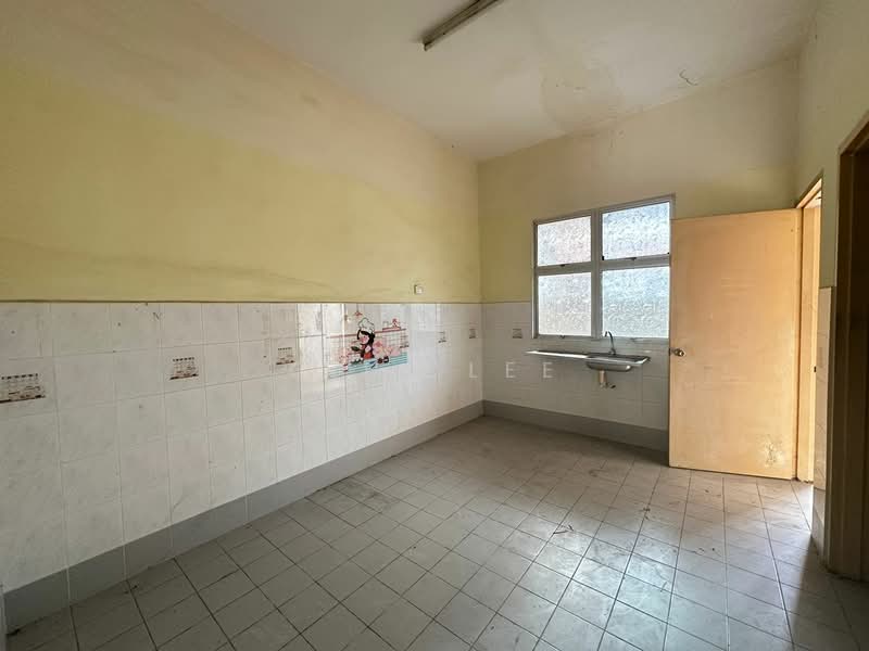 2-storey Terraced House for Sale in Sungai Petani (Kedah) - C.H. Lee - Kitchen - PropertyGuru.com.my