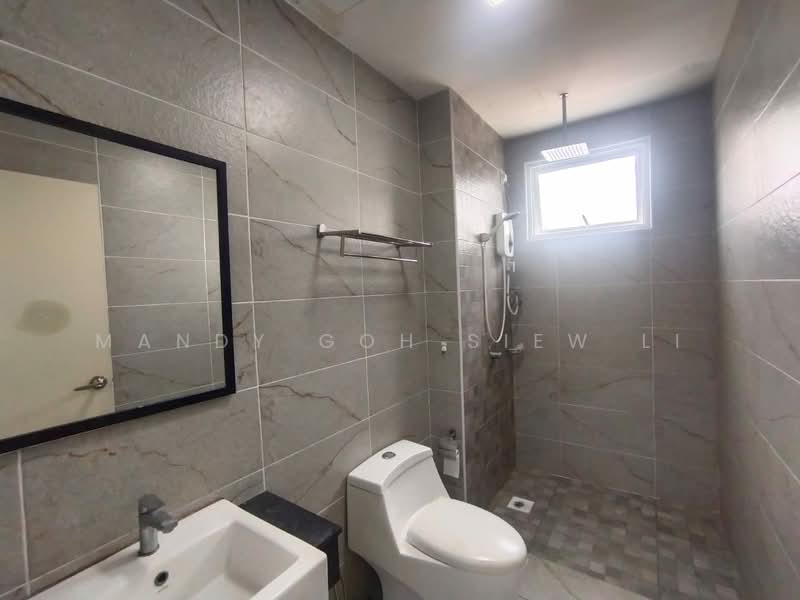 Service Residence for Rent at Pinnacle Tower - Mandy Goh Siew Li - Bathroom - PropertyGuru.com.my
