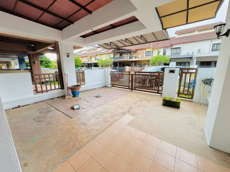Terraced House for Sale in Bukit Jelutong (Shah Alam) - Nazrin Hakimin - PropertyGuru.com.my