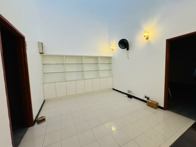 Terraced House for Sale in Bukit Jelutong (Shah Alam) - Nazrin Hakimin - PropertyGuru.com.my