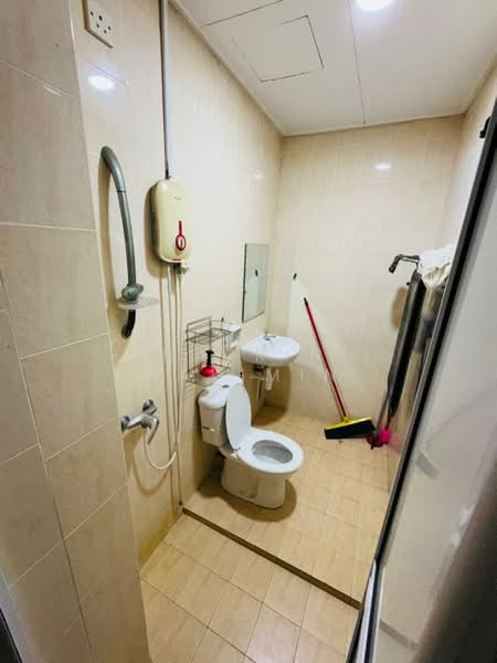 Terraced House for Sale in Bukit Jelutong (Shah Alam) - Nazrin Hakimin - PropertyGuru.com.my