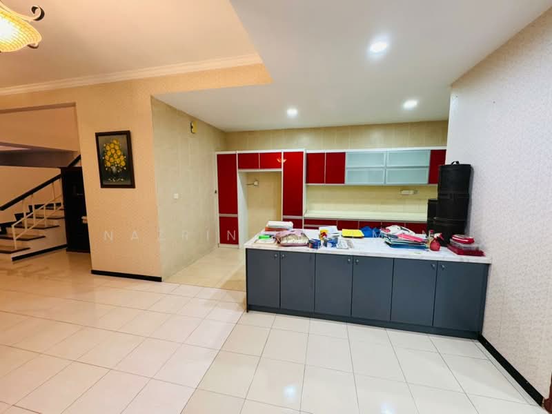 Terraced House for Sale in Bukit Jelutong (Shah Alam) - Nazrin Hakimin - PropertyGuru.com.my