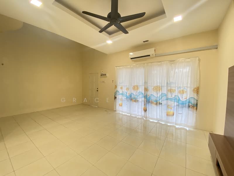 2-storey Terraced House for Rent in Puchong (Selangor) - Grace Wong - Living Room - PropertyGuru.com.my