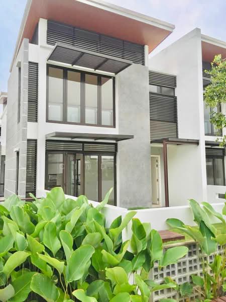 3-storey Terraced House for Sale in Cyberjaya (Selangor) - Cindy Ho - Exterior - PropertyGuru.com.my