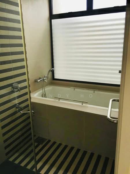 3-storey Terraced House for Sale in Cyberjaya (Selangor) - Cindy Ho - Bathroom - PropertyGuru.com.my
