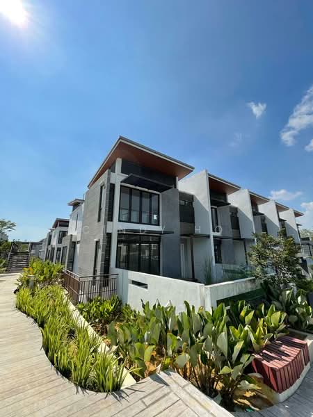 3-storey Terraced House for Sale in Cyberjaya (Selangor) - Cindy Ho - Exterior - PropertyGuru.com.my