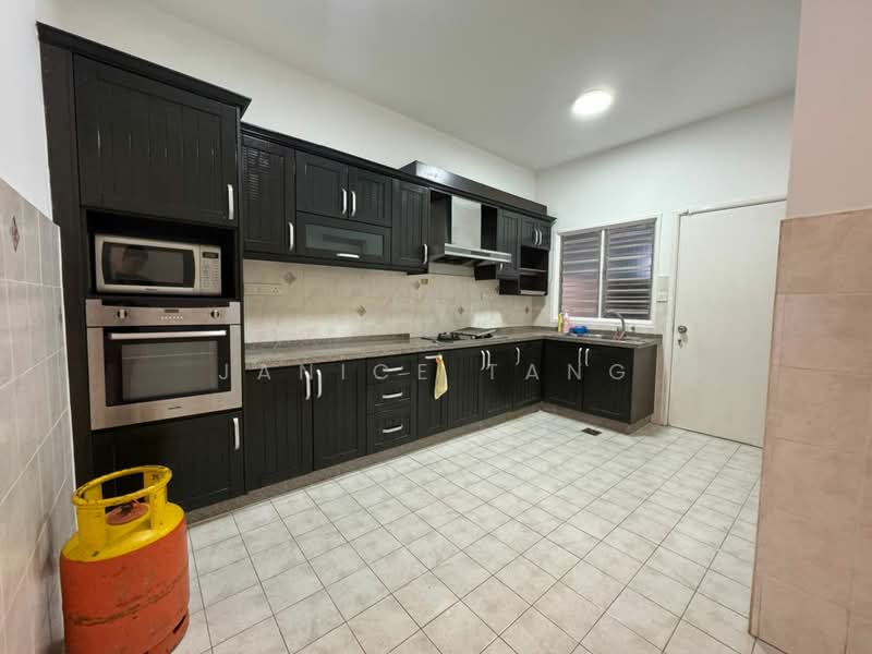 2-storey Terraced House for Rent in Shah Alam (Selangor) - Janice Tang - Kitchen - PropertyGuru.com.my