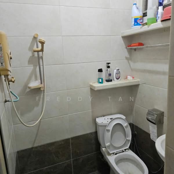 Pangsapuri untuk Dijual di Desa Daya - Freddy Tan - PropertyGuru.com.my