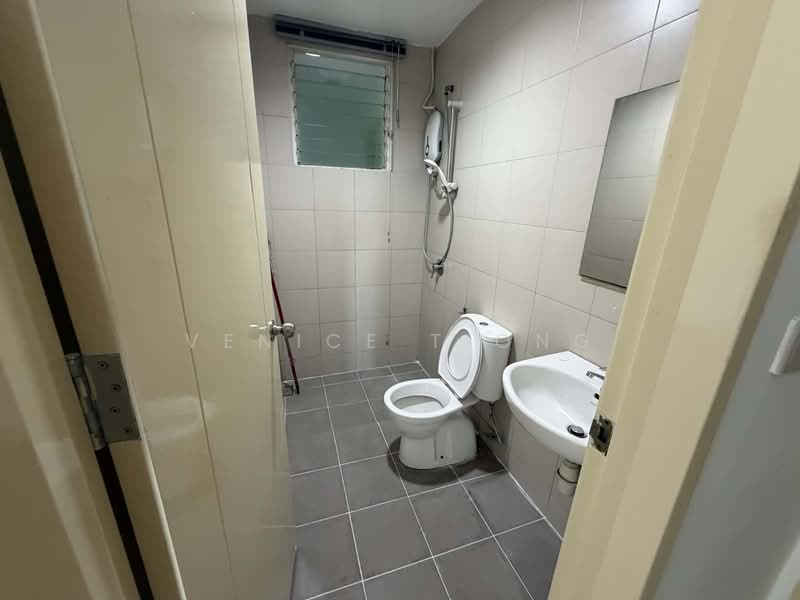 Kondominium untuk Disewa di 222 Residency - Venice Tiong - Bathroom - PropertyGuru.com.my