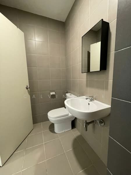 Servis Apartment untuk Disewa di Sunway Gandaria - Calvin Loke - Bathroom - PropertyGuru.com.my