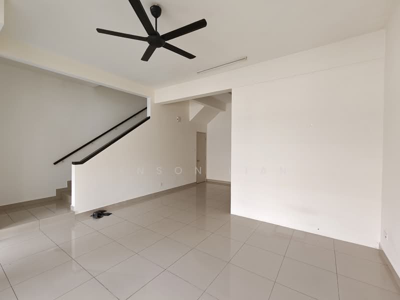 Terraced House for Rent in Ijok (Selangor) - Benson Lian - Living Room - PropertyGuru.com.my