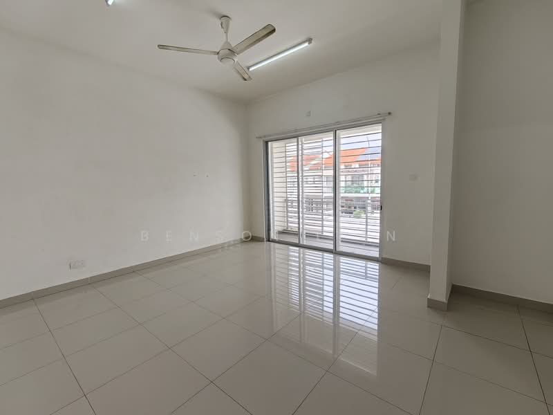 Terraced House for Rent in Ijok (Selangor) - Benson Lian - Living Room - PropertyGuru.com.my