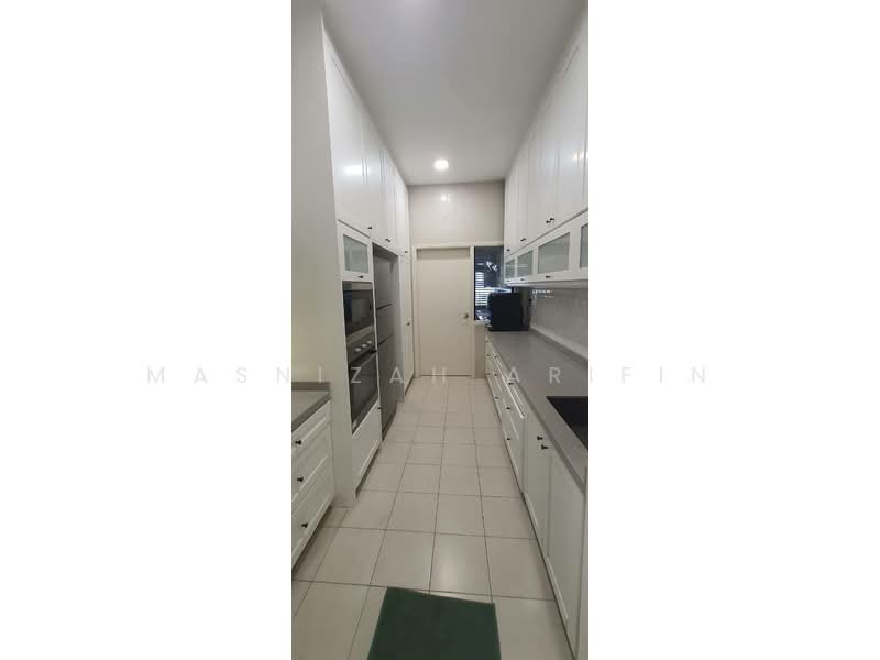 Rumah Teres 2 Tingkat untuk Dijual di U12, Taman Cahaya Alam (Shah Alam) - Masnizah Arifin - Kitchen - PropertyGuru.com.my