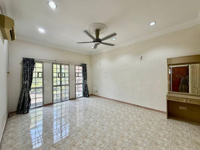 Semi-Detached House for Sale in Seksyen 9 (Shah Alam) - Muhammad Ridhwan Mohd Huzairi - Interior - PropertyGuru.com.my