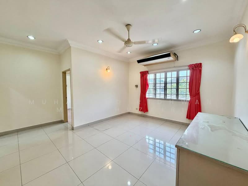 Semi-Detached House for Sale in Seksyen 9 (Shah Alam) - Muhammad Ridhwan Mohd Huzairi - PropertyGuru.com.my
