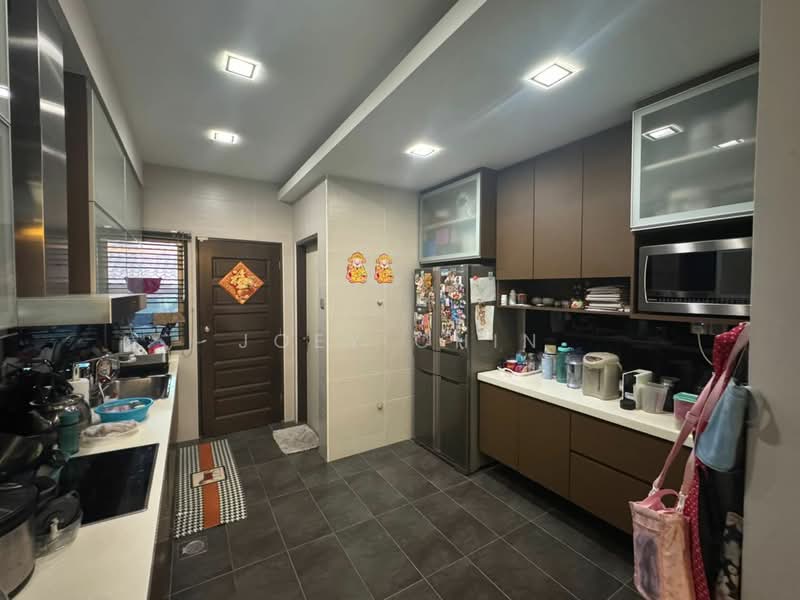 2-storey Terraced House for Sale in Taman Molek (Johor Bahru) - Joey Chin - Kitchen - PropertyGuru.com.my