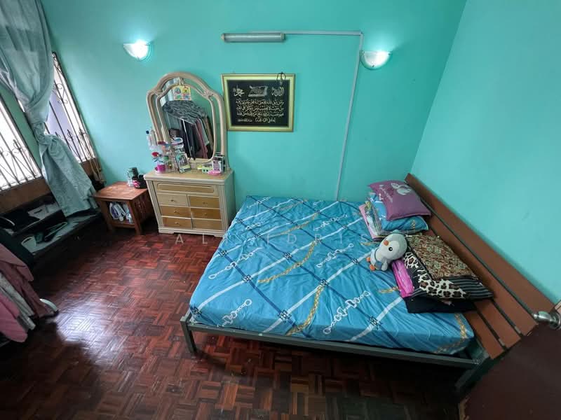 Rumah Teres 2 Tingkat untuk Dijual di Taman Subang Ss3 (Petaling Jaya) - Ali Idris - Bedroom - PropertyGuru.com.my