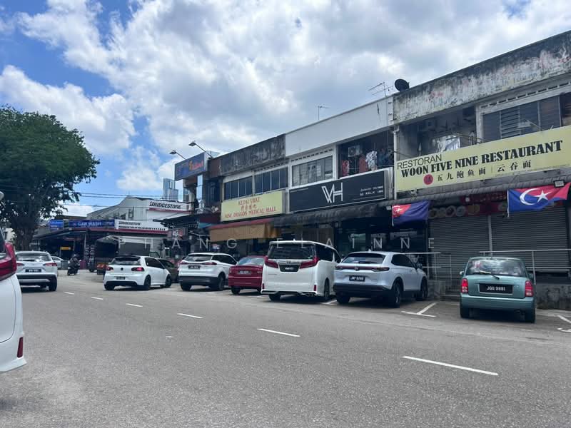 Shop for Rent in Taman Pelangi (Johor Bahru) - Phang Elainne - Exterior - PropertyGuru.com.my