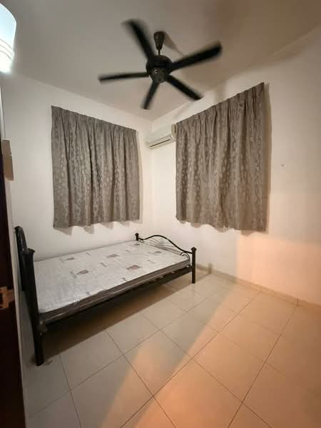 Rumah Teres 2 Tingkat untuk Disewa di Iskandar Puteri (Nusajaya) (Johor) - Chew Yun Chan - Bedroom - PropertyGuru.com.my