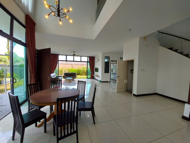 Rumah Berkembar untuk Dijual di Johor Bahru (Johor) - Joey Chin - Living Room - PropertyGuru.com.my