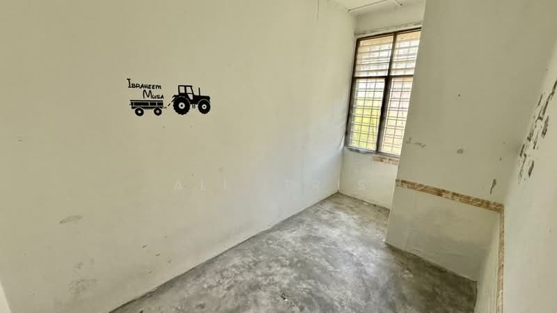 1-storey Terraced House for Sale in Seksyen 5 (Bangi) - Ali Idris - Interior - PropertyGuru.com.my