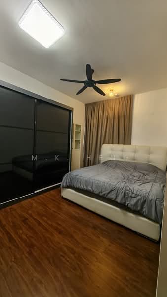 Servis Apartment untuk Disewa di Gaya Resort Homes - M.K. Heng - Bedroom - PropertyGuru.com.my
