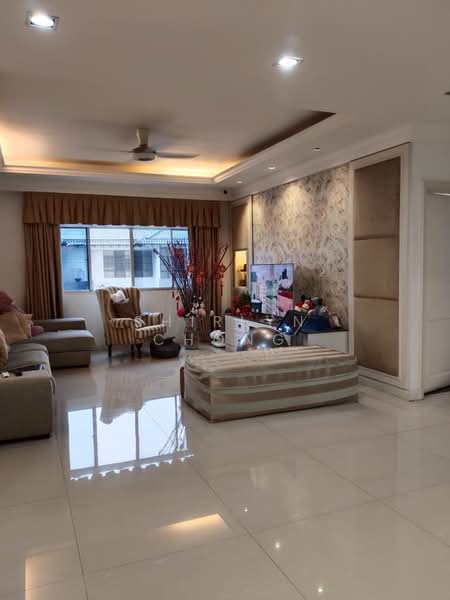 Kondominium untuk Dijual di Bayu Angkasa - Shirlyn Chong - Living Room - PropertyGuru.com.my