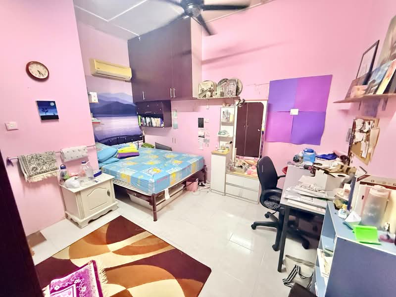 Bungalow for Sale in Sungai Buloh (Selangor) - Sa'a Nordin - Bedroom - PropertyGuru.com.my