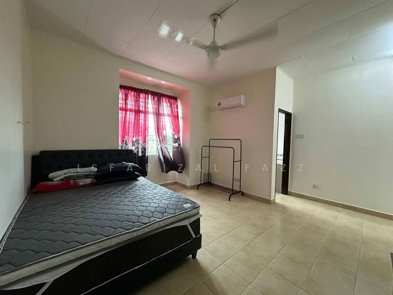 2-storey Terraced House for Sale in Desa Coalfields (Ijok) - Isfarizal fazz - Bedroom - PropertyGuru.com.my
