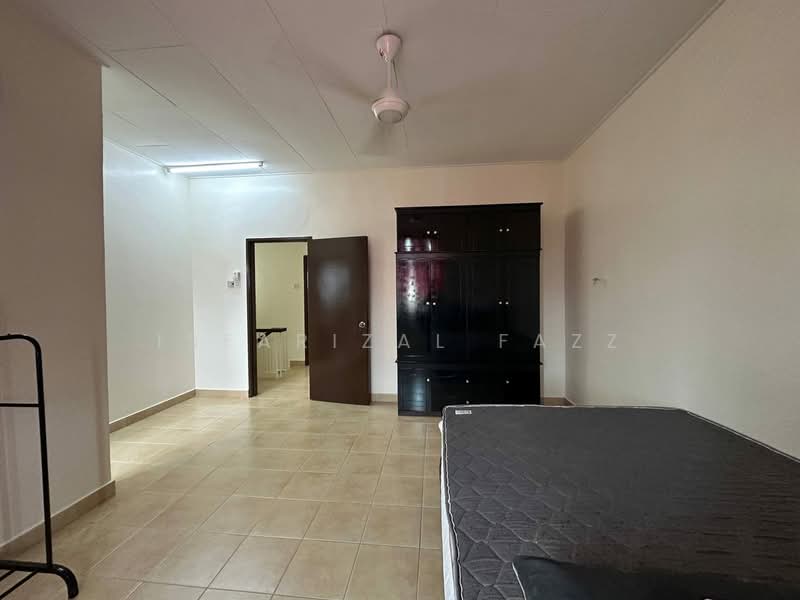 2-storey Terraced House for Sale in Desa Coalfields (Ijok) - Isfarizal fazz - Bedroom - PropertyGuru.com.my