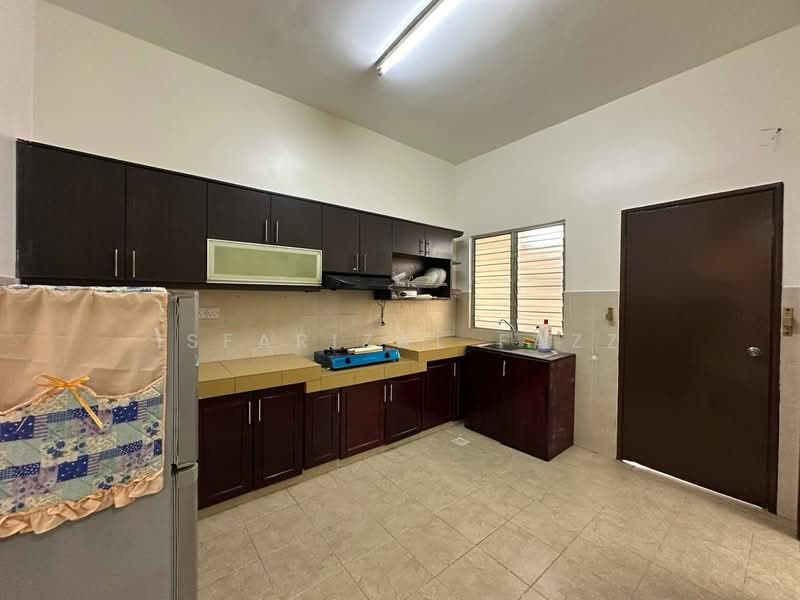 2-storey Terraced House for Sale in Desa Coalfields (Ijok) - Isfarizal fazz - Kitchen - PropertyGuru.com.my