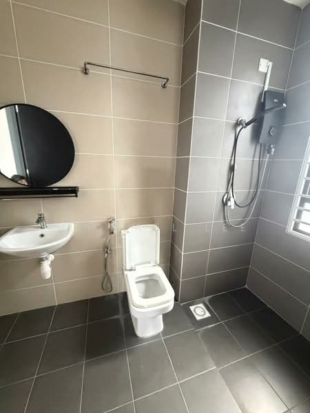 Rumah Teres untuk Disewa di Kajang East (Semenyih) - Michael Lee - Bathroom - PropertyGuru.com.my