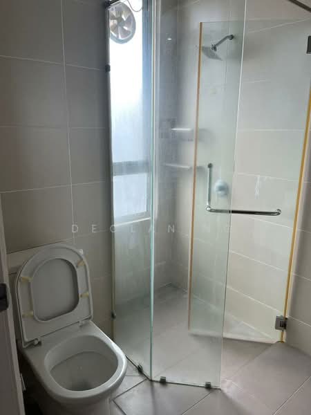 Kondominium untuk Dijual di Surin Condominium - Declan Ng - Bathroom - PropertyGuru.com.my