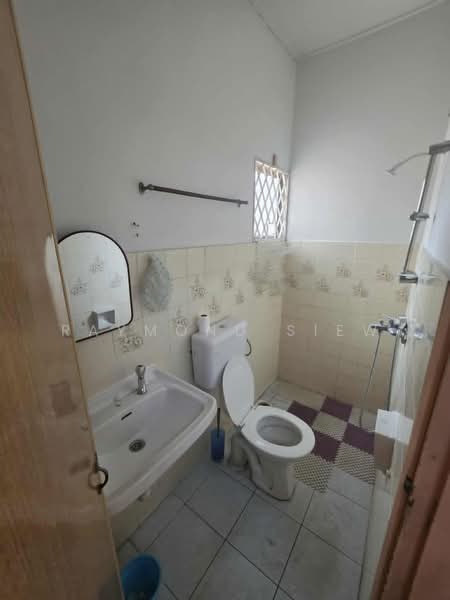 Rumah Teres 2 Tingkat untuk Dijual di Bandar Baru Sri Petaling (Sri Petaling) - Raymond Siew - Bathroom - PropertyGuru.com.my