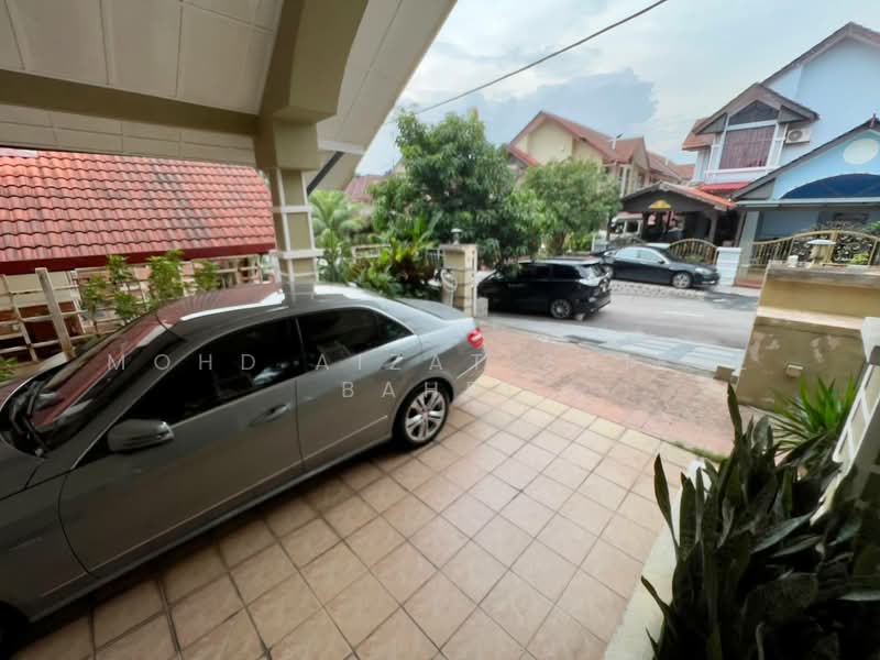 Semi-Detached House for Sale in Seksyen 1 Bandar Baru Bangi (Bandar Baru Bangi) - Mohd Aizat Saiful Bahri - Exterior - PropertyGuru.com.my