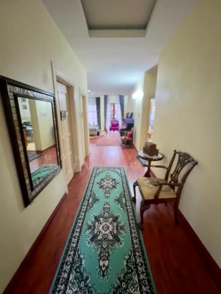 Semi-Detached House for Sale in Seksyen 1 Bandar Baru Bangi (Bandar Baru Bangi) - Mohd Aizat Saiful Bahri - Corridor - PropertyGuru.com.my