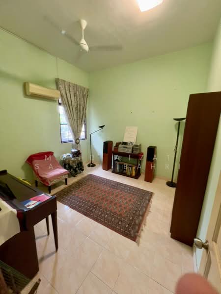 Semi-Detached House for Sale in Seksyen 1 Bandar Baru Bangi (Bandar Baru Bangi) - Mohd Aizat Saiful Bahri - Interior - PropertyGuru.com.my