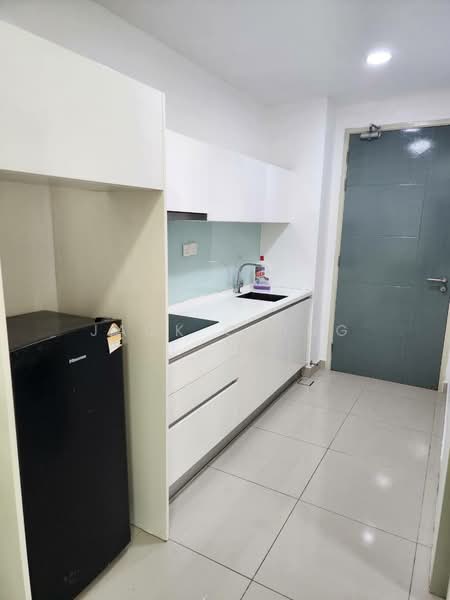 Servis Apartment untuk Disewa di Tropez Residences - Jack Ching - Kitchen - PropertyGuru.com.my
